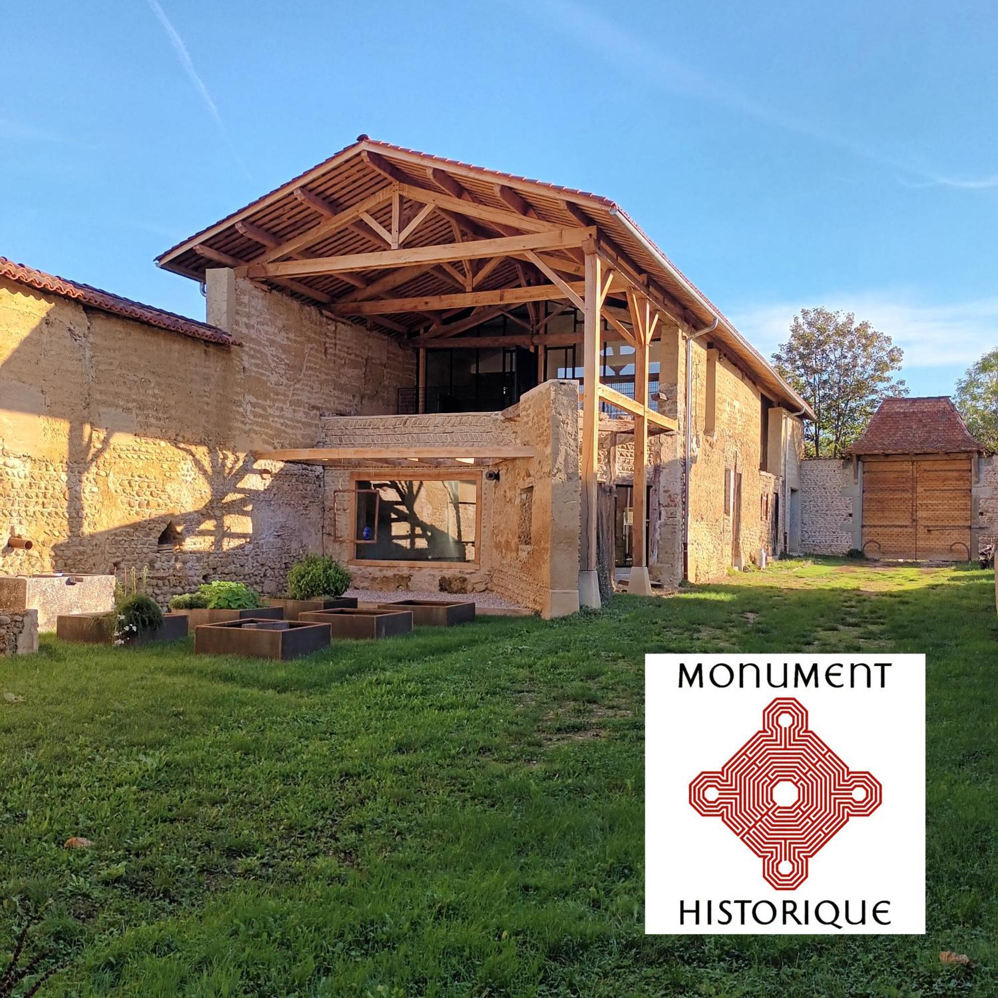 Aparthotel La Ferme De Berlioz La Cote-Saint-Andre Exteriér fotografie